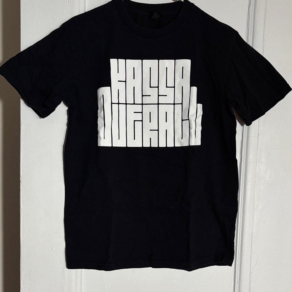 Authentic preowned Kassa Overall Tshirt unisex M